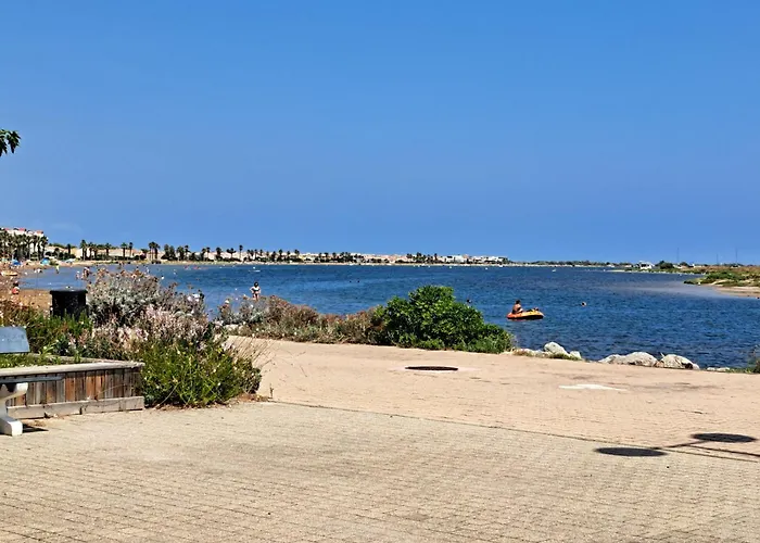 Du Grazel Le Thalassa Gruissan